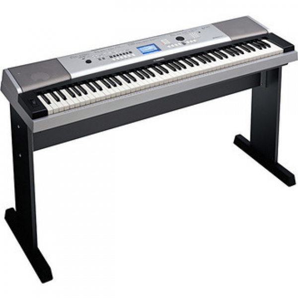 Piano Yamaha Digital Portable Grand DGX-530