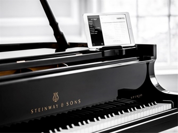 Đàn piano chơi nhạc tự động của Steinway &amp; Sons