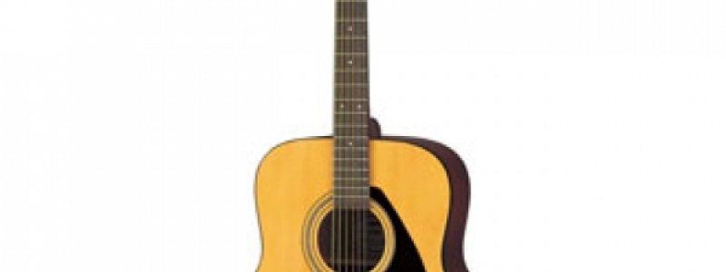 Ghita Yamaha Acoustic F310